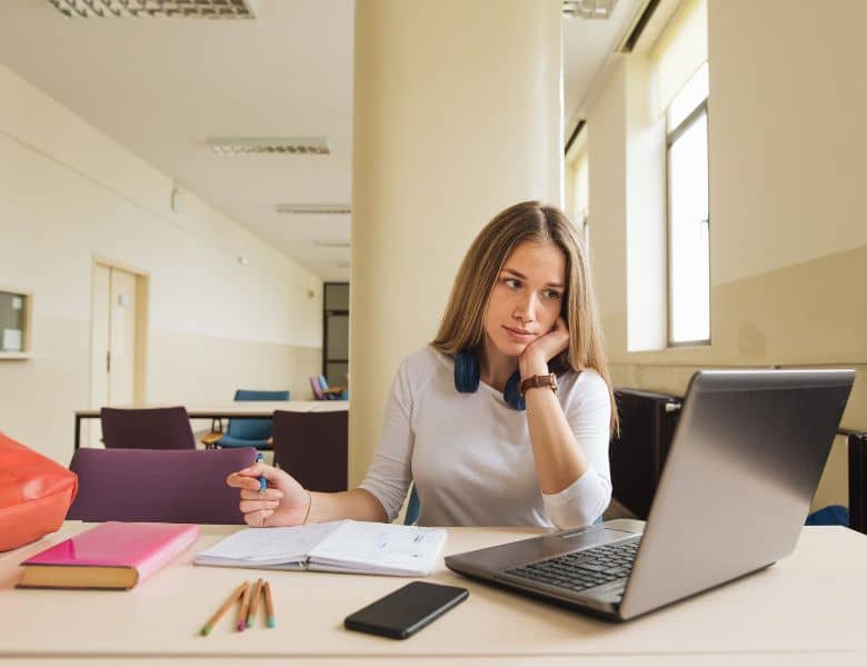 Come studiare durante le festività di Natale?